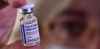 Decomisan dosis de vacuna Sputnik en aeropuerto de Campeche