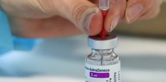 OMS y Agencia de Medicamentos de Europa se reunirán para analizar seguridad de vacuna AstraZeneca