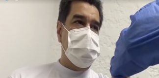 Nicolás Maduro y su esposa se vacunan contra Covid-19