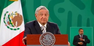 «No hay sargazo en Cancún, REFORMA miente»: AMLO