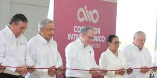 AMLO supervisa obras en Coatzacoalcos
