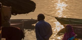 Nick Oza presenta trabajos de fotoperiodismo en FINI