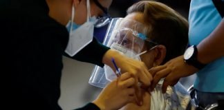 Buen avance de vacunación en CDMX: van al 74% de adultos mayores