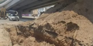 Derrumbe en puente de 11 de julio: Tres lesionados