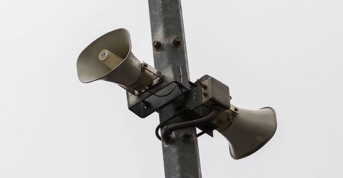 CIUDAD DE MÉXICO, 06AGOSTO2018.- Esta tarde se realizó una prueba de audio de los altavoces de la alerta sísmica en la Ciudad de México. El sonido fue diferente al que se escucha normalmente, por lo que pasó desapercibido entre la población FOTO: ISAAC ESQUIVEL /CUARTOSCURO.COM