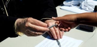 Regalan cigarros de marihuana a personas vacunadas en EEUU