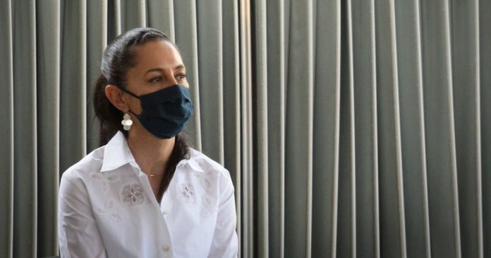 Claudia Sheinbaum, jefa de Gobierno, encabezó la supervisión de obras de la ampliación de la Línea 5 del Metrobús, que corresponde de la estación Las Bombas a Preparatoria 1 en Xochimilco