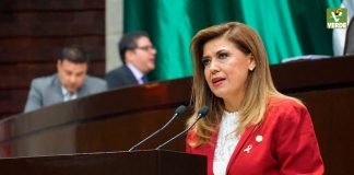 Exigen derechos de pasantes de Medicina en Cámara de Diputados