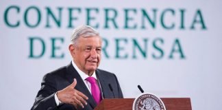 AMLO señala que trabajadores de Tabasco le pidieron reelegirse