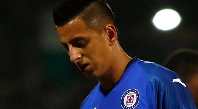 Roberto Alvarado, de Cruz Azul, causa baja para final tras pérdida de su bebé