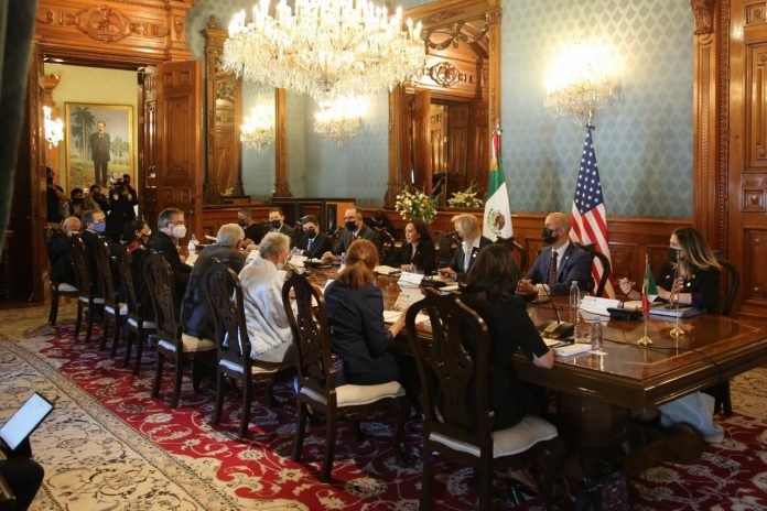 Reunión AMLO y Kamala