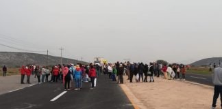 Bloquean accesos al Valle del Mezquital: piden intervención de Fayad Bloqueo Xuchitlán