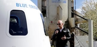 Jeff Bezos viajará al espacio el 20 de julio con Blue Origin Amazon bezos