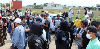 Pobladores forzan cierre de casillas en Coronango