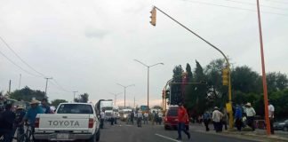 36 horas después, retiran bloqueo de la México-Laredo Bloqueo México-Laredo