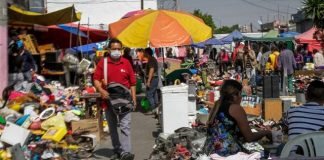 Informalidad en México incrementa ante falta de inversión y estado de derecho Comercio informal Mexico