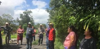 Gestiona Antorcha electrificación para vecinos de la Otomí-Tepehua SanBartolo