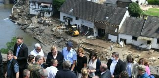 Tras inundaciones, Merkel pide ‘acelerar’ la lucha contra el cambio climático Merkel inundaciones