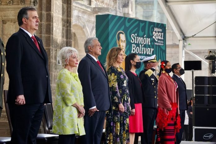 AMLO Bolivar