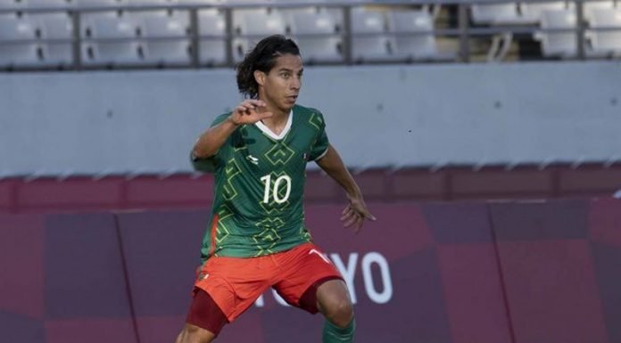 Prensa francesa elogia talento de Diego Láinez Diego Lainez