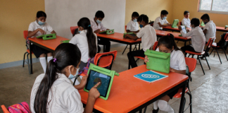 clases presenciales AMLO