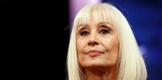 Muere la cantante italiana Raffaella Carrá