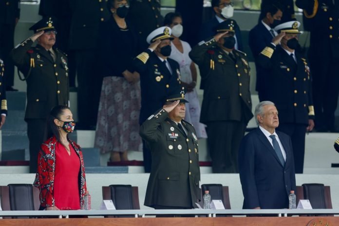 Sheinbaum y AMLO