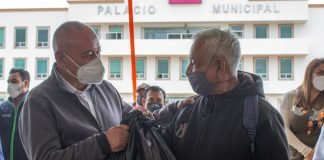 Márquez entrega despensas a familias afectadas por pandemia Despensas Márquez