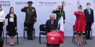 AMLO abandera a delegación mexicana de Paralímpicos AMLO paralímpicos