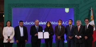 AMLO y Teletón firman convenio para uso de CRITS en menores AMLO Teletón