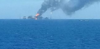 AMLO manda pésame por víctimas de incendio en plataforma de Pemex Torre Pemex