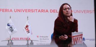 Cuestionan roles de género en panel de la FUL Sandra Flores