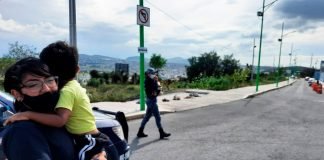 Localizan a tres niños extraviados, los hallan en Central de Pachuca