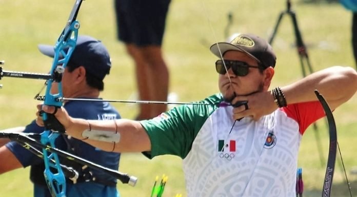 Abuelo tiro con arco