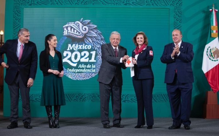 AMLO Cruz Roja