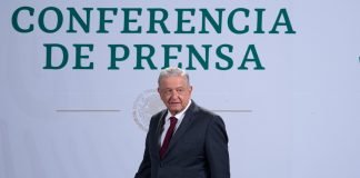 La UNAM se “derechizó”, reitera AMLO