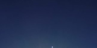 Hoy viernes una mañana fría, cielo despejado y ambiente caluroso durante el día