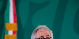 Existen 52 mil cuerpos sin identificar en México: Encinas