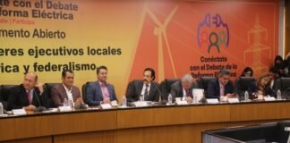 Gobernador de Hidalgo presente en el cierre de los Foros Parlamentarios de Reforma Eléctrica OMAR FAYAD