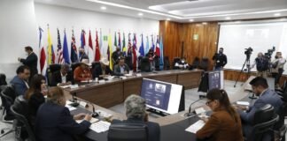 Se reúnen diputados de la Comisión de Ganadería con representantes de Senasica