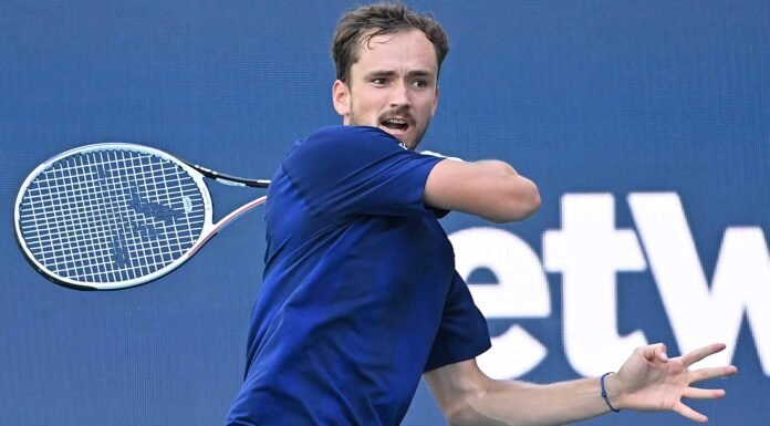 Impone Rusia a sus deportistas declararse neutrales e independientes