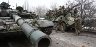 Fuerzas rusas bombardean zonas civiles ucranianas