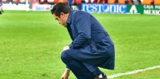 Destituye Chivas a su actual director técnico