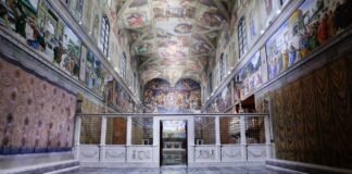 Visitan 8 mil personas réplica de la Capilla Sixtina de en su primer día