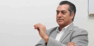 Analizarán dos tumores extraídos al ex gobernador «El Bronco»