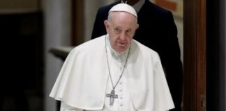 Papa Francisco será sometido a infiltración de rodilla; tiene ligamento roto
