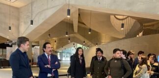 Visita Fayad universidades en Reino Unido para intercambio educativo de hidalguenses