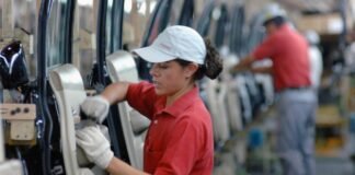 Industria manufacturera presenta crecimiento de 0.4% a tasa mensual