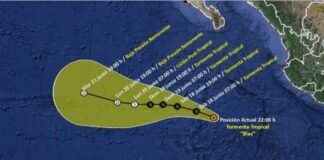 Blas se degrada a tormenta tropical y Celia continúa trayectoria