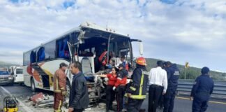 Choque entre autobús y tractocamión en la México-Tulancingo deja 35 lesionados